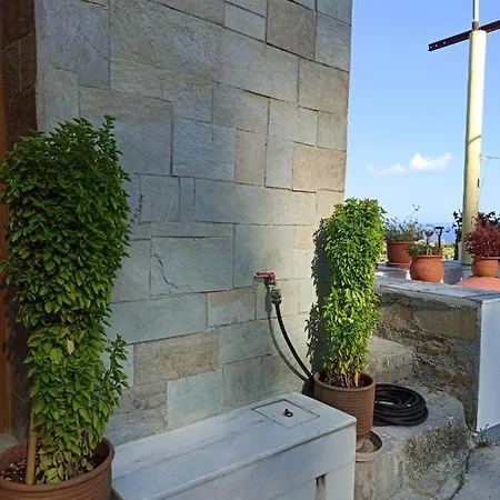 Apartamento μπαλκόνι του αιγαίου Father's House In Kími
