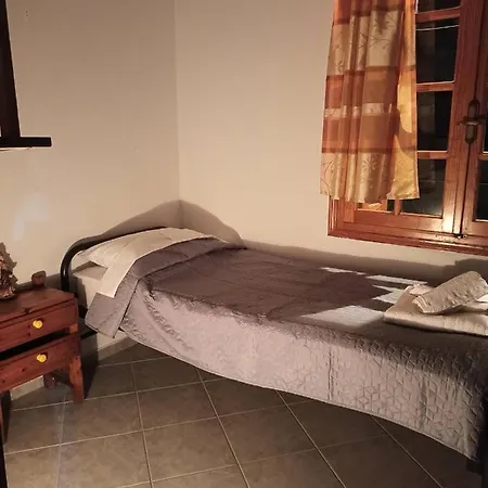 μπαλκόνι του αιγαίου Father's House In Kími