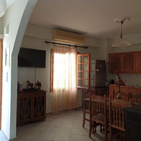 μπαλκόνι του αιγαίου Father's House In Kími