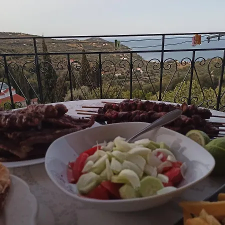 μπαλκόνι του αιγαίου Father's House In