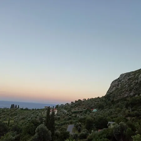 μπαλκόνι του αιγαίου Father's House In * Kymi